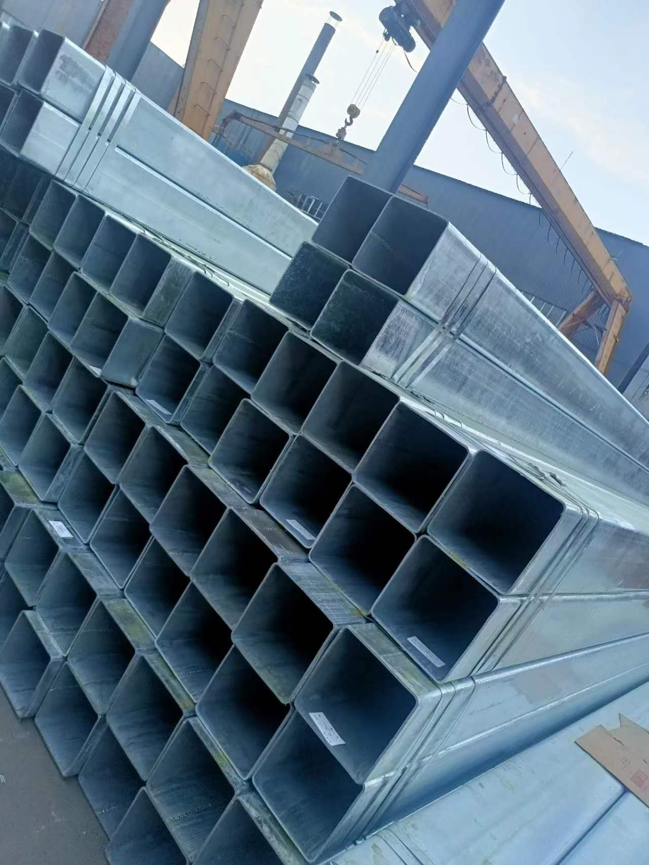 أنبوب مربع مجلفن ذو قطر كبير